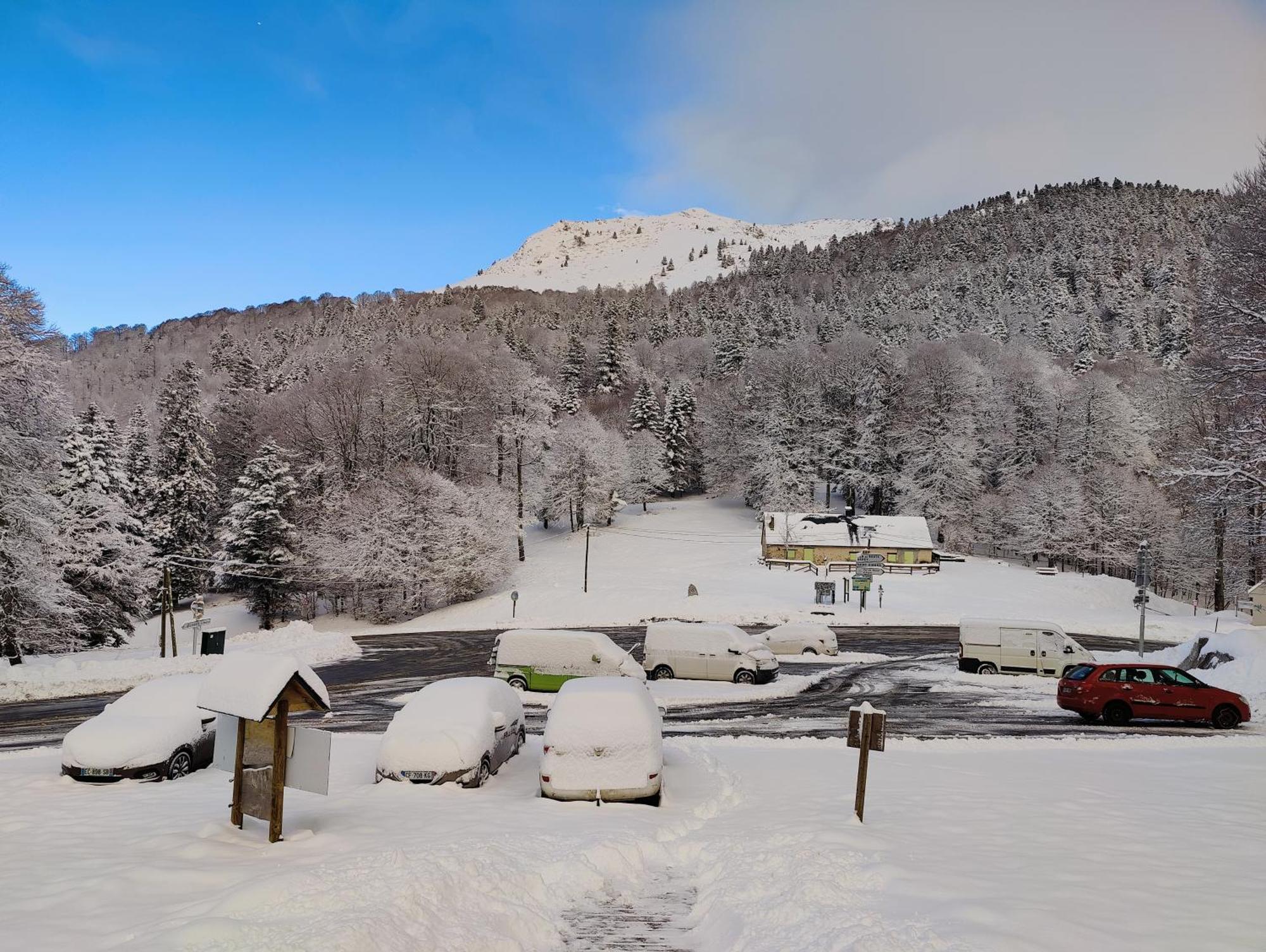 Auberge La Soulan Boutx Exterior photo